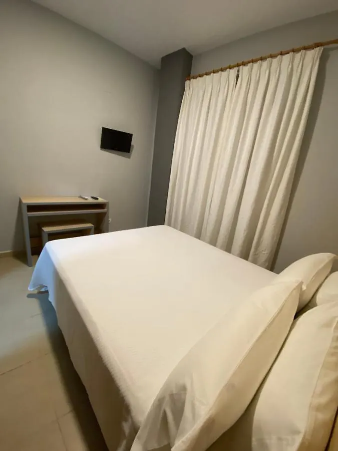Hostal Manuela Punta Umbría 2*,