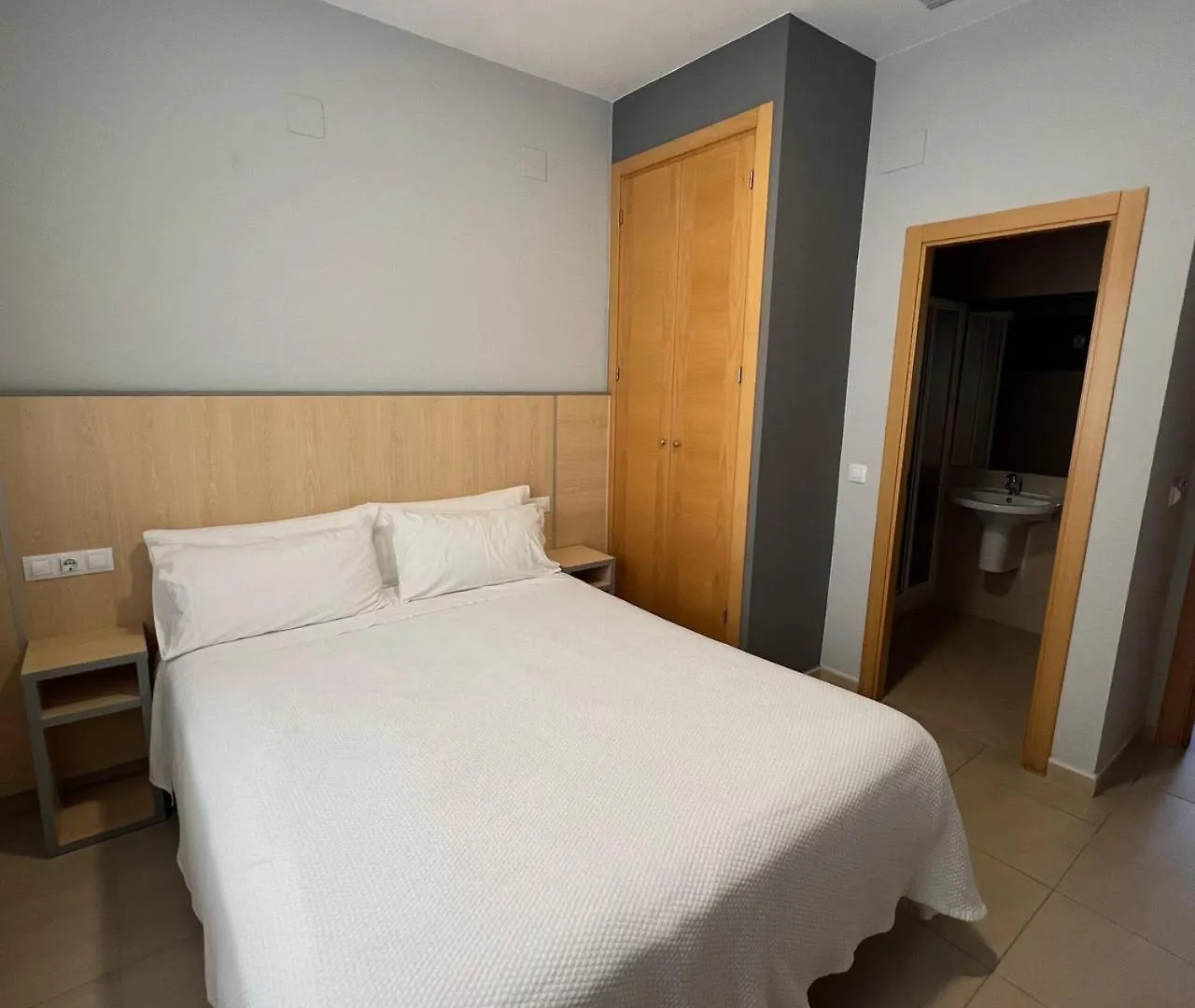 Hostal Manuela Punta Umbría 2*,